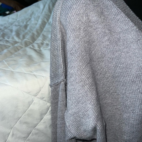 T Tahari V-Neck Sweater - Picture 3 of 11